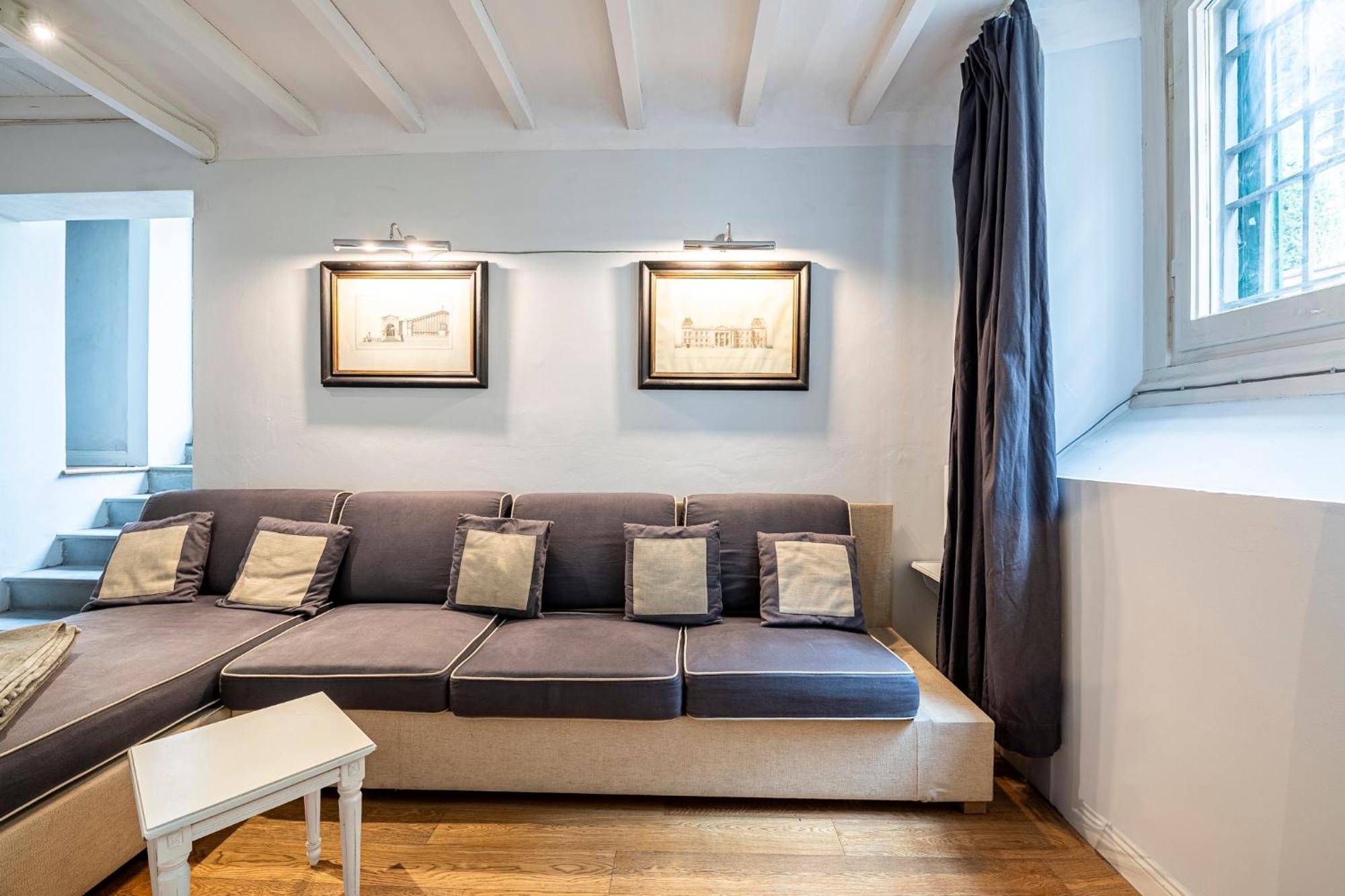 Suite In Pz. Michelangelo: Due Camere Con Due Bagni Флоренция Экстерьер фото
